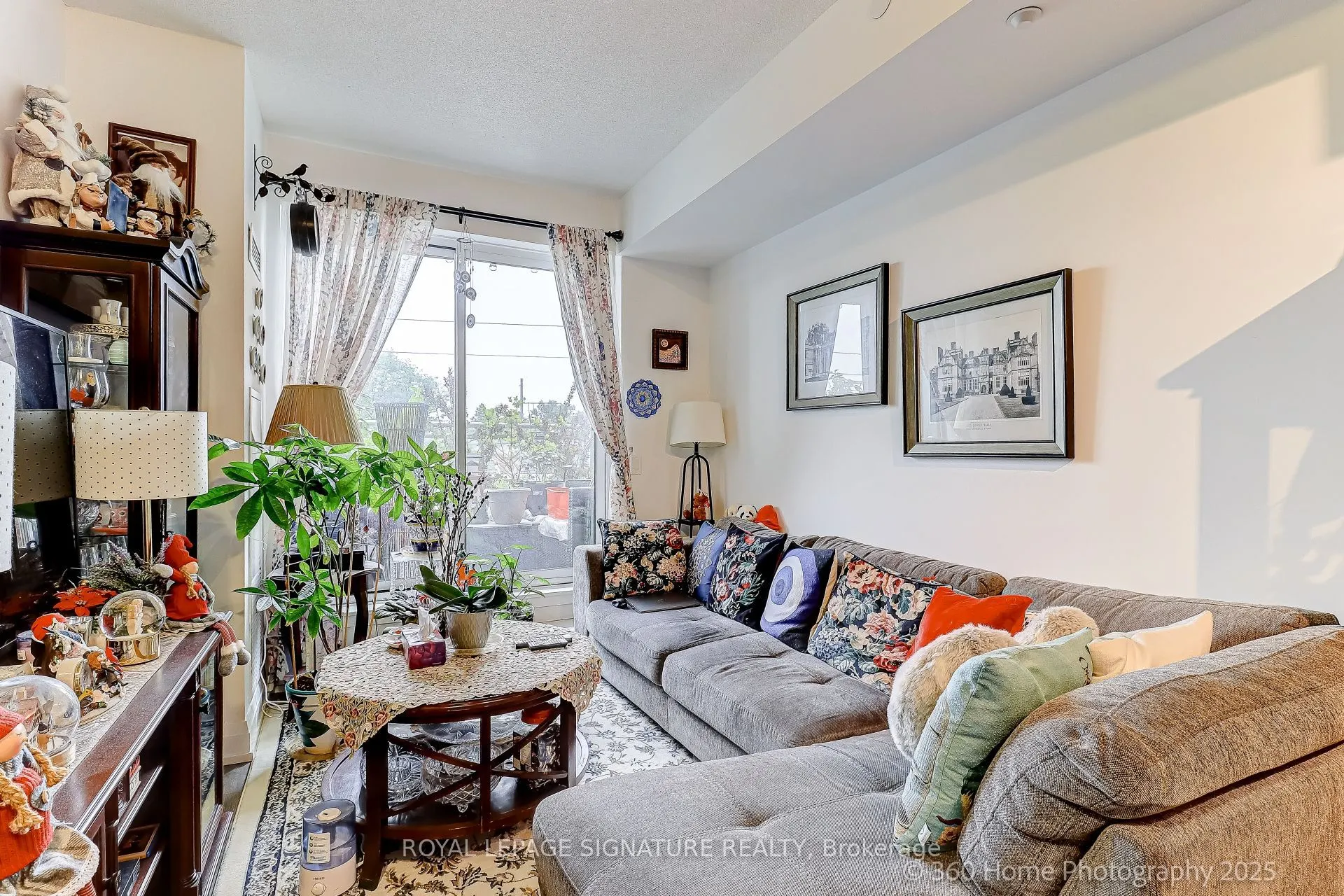 7890 Bathurst Street, #212