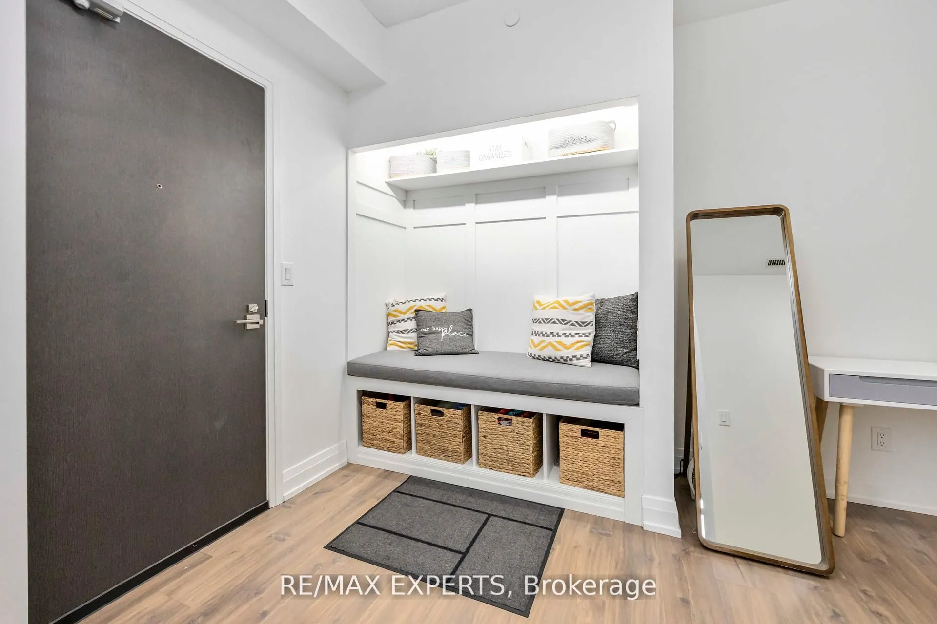 3700 Highway 7, #801