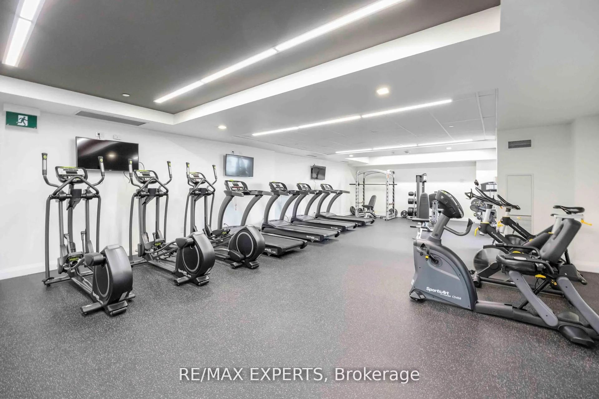 3700 Highway 7, #801