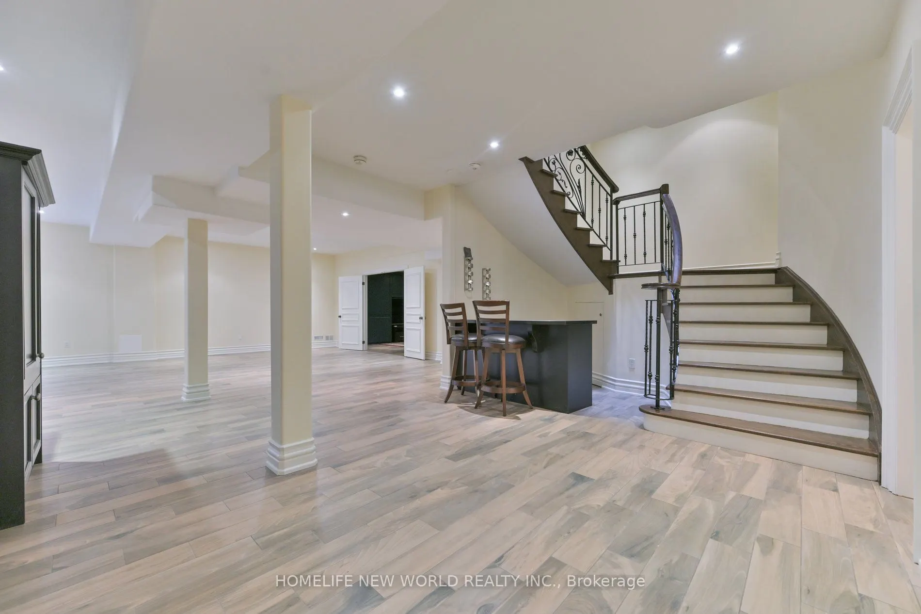 33 Evita Court