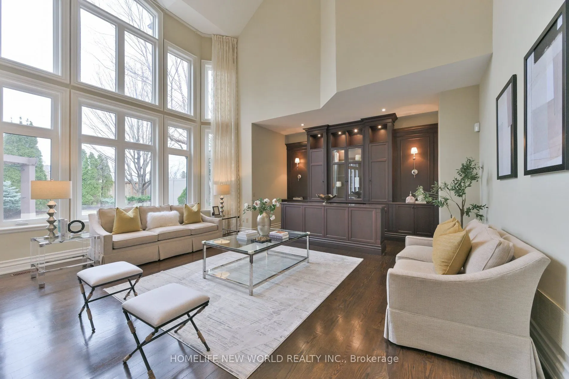 33 Evita Court