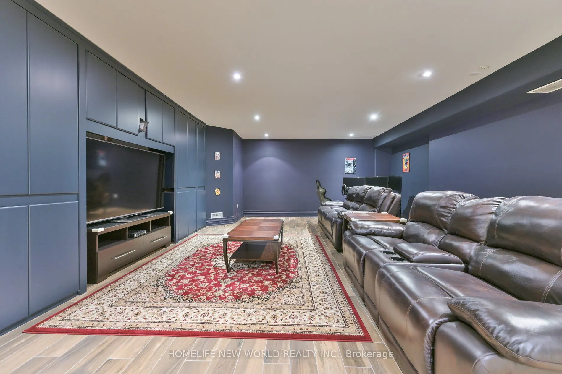 33 Evita Court
