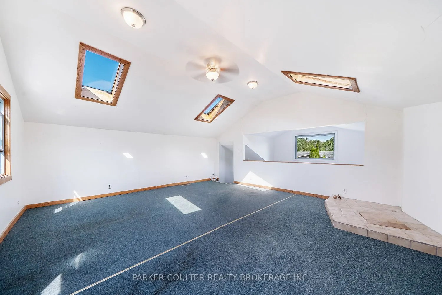 939 Clifton Boulevard