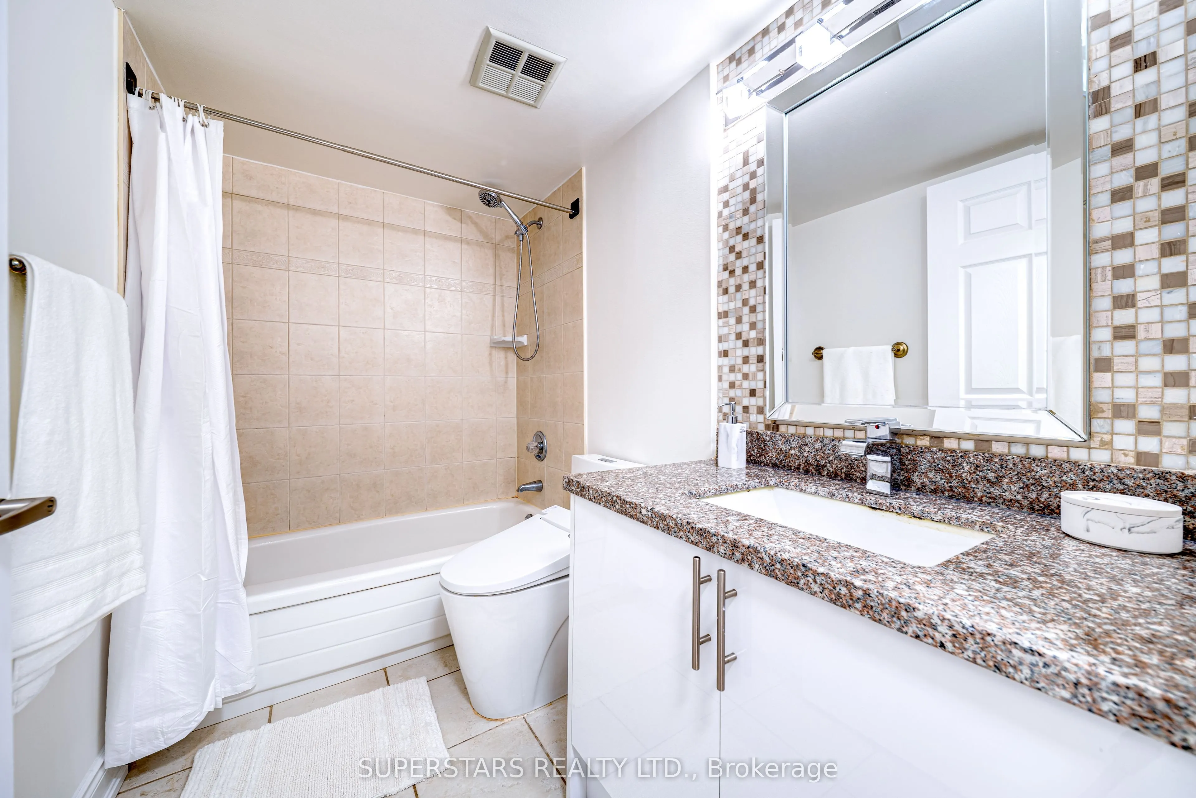 7300 Yonge Street, #512