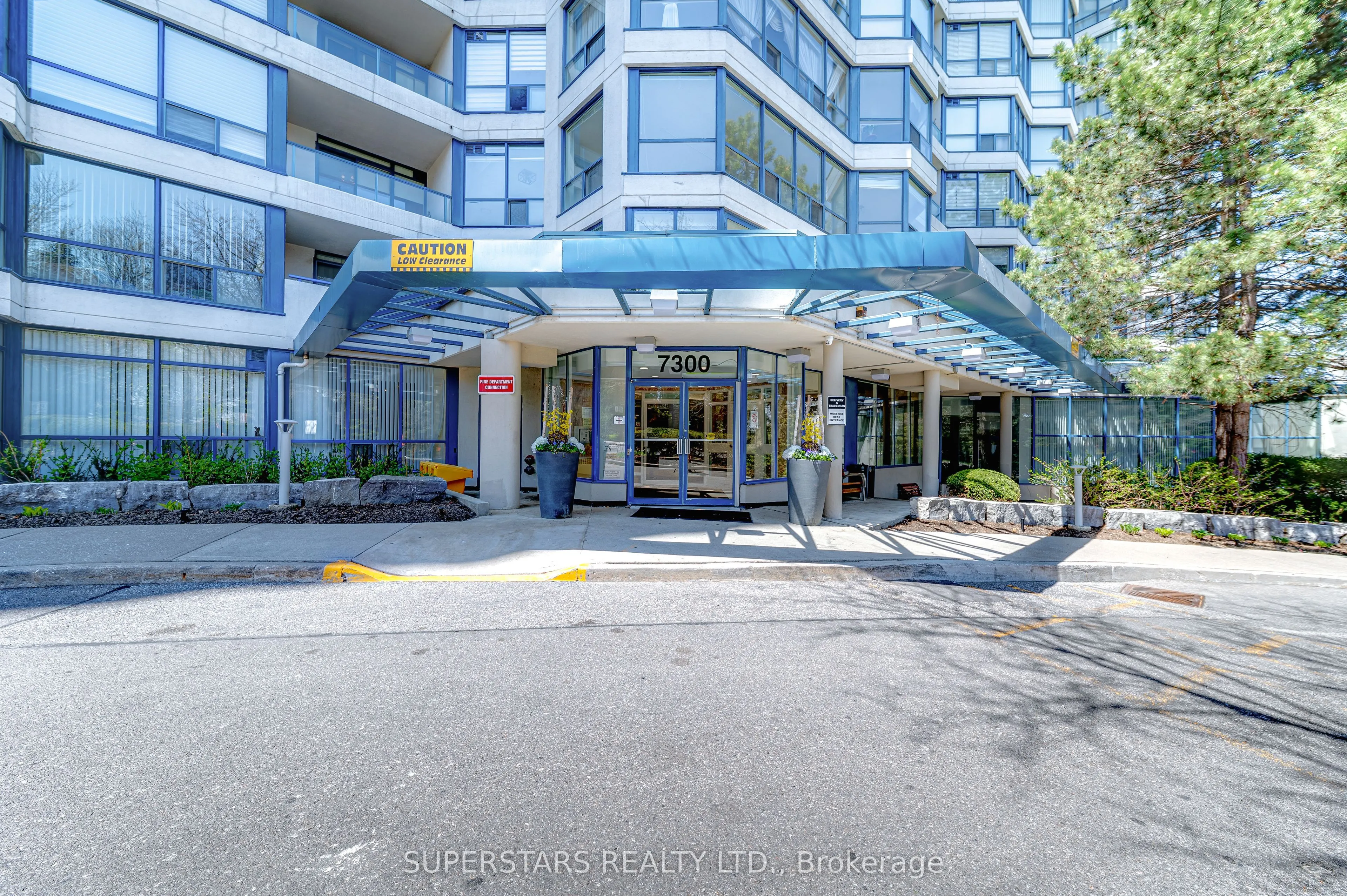 7300 Yonge Street, #512
