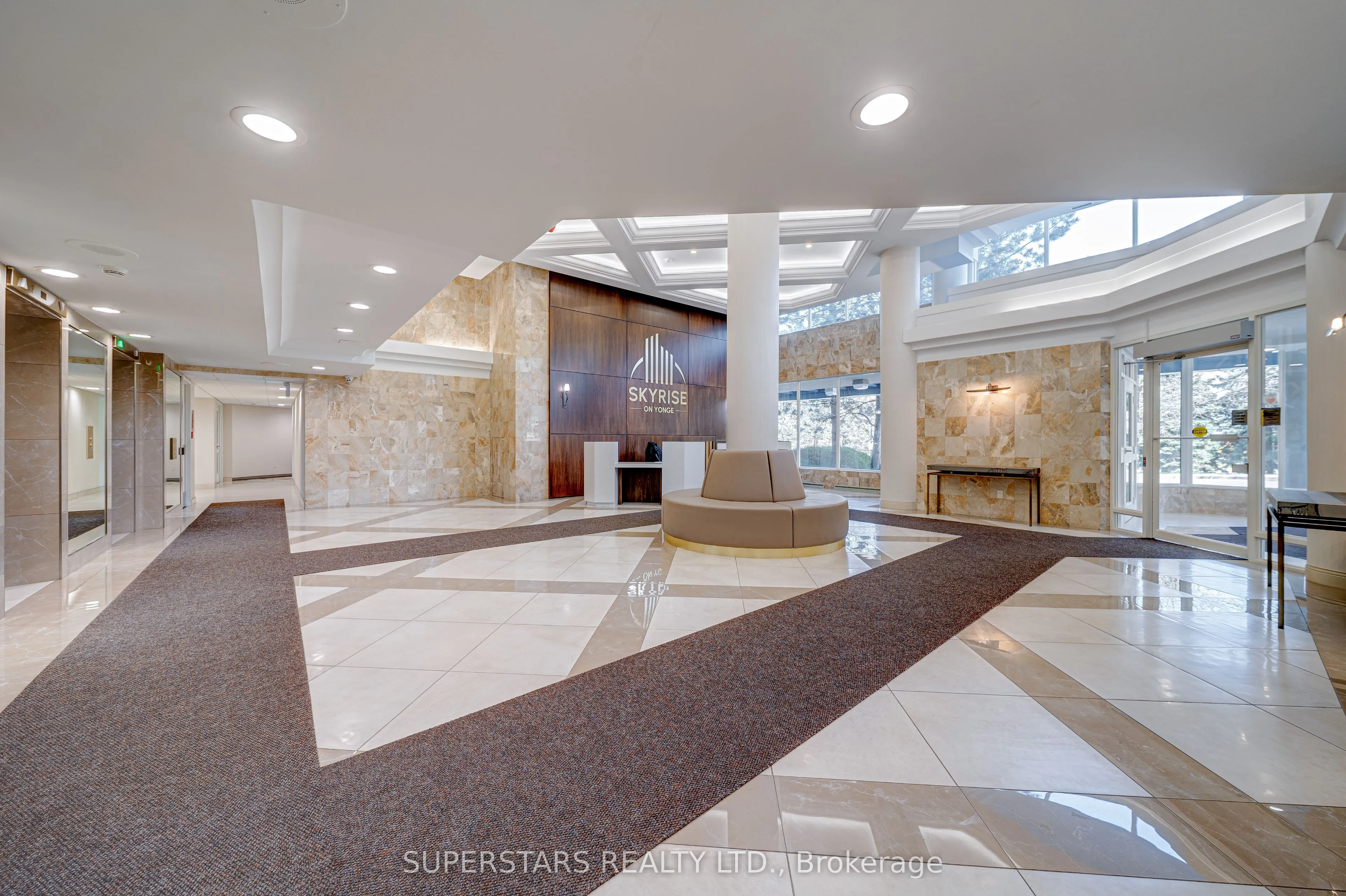 7300 Yonge Street, #512