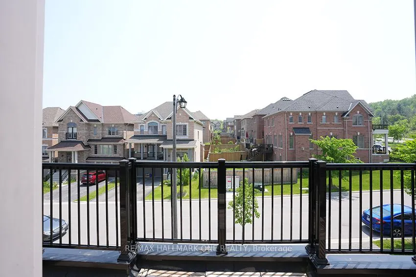 18 Frank Kelly Drive