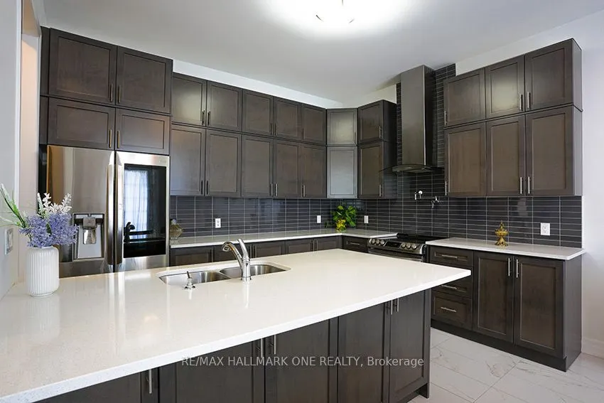18 Frank Kelly Drive