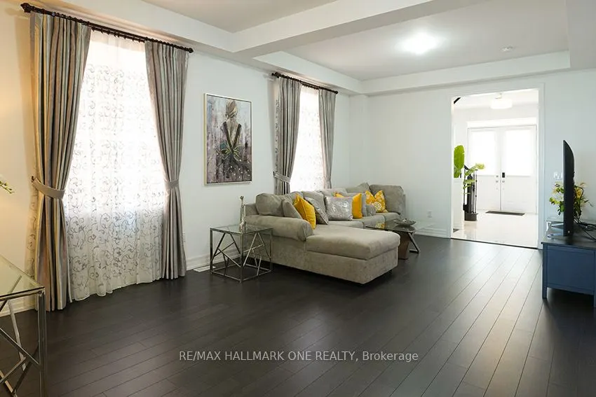 18 Frank Kelly Drive