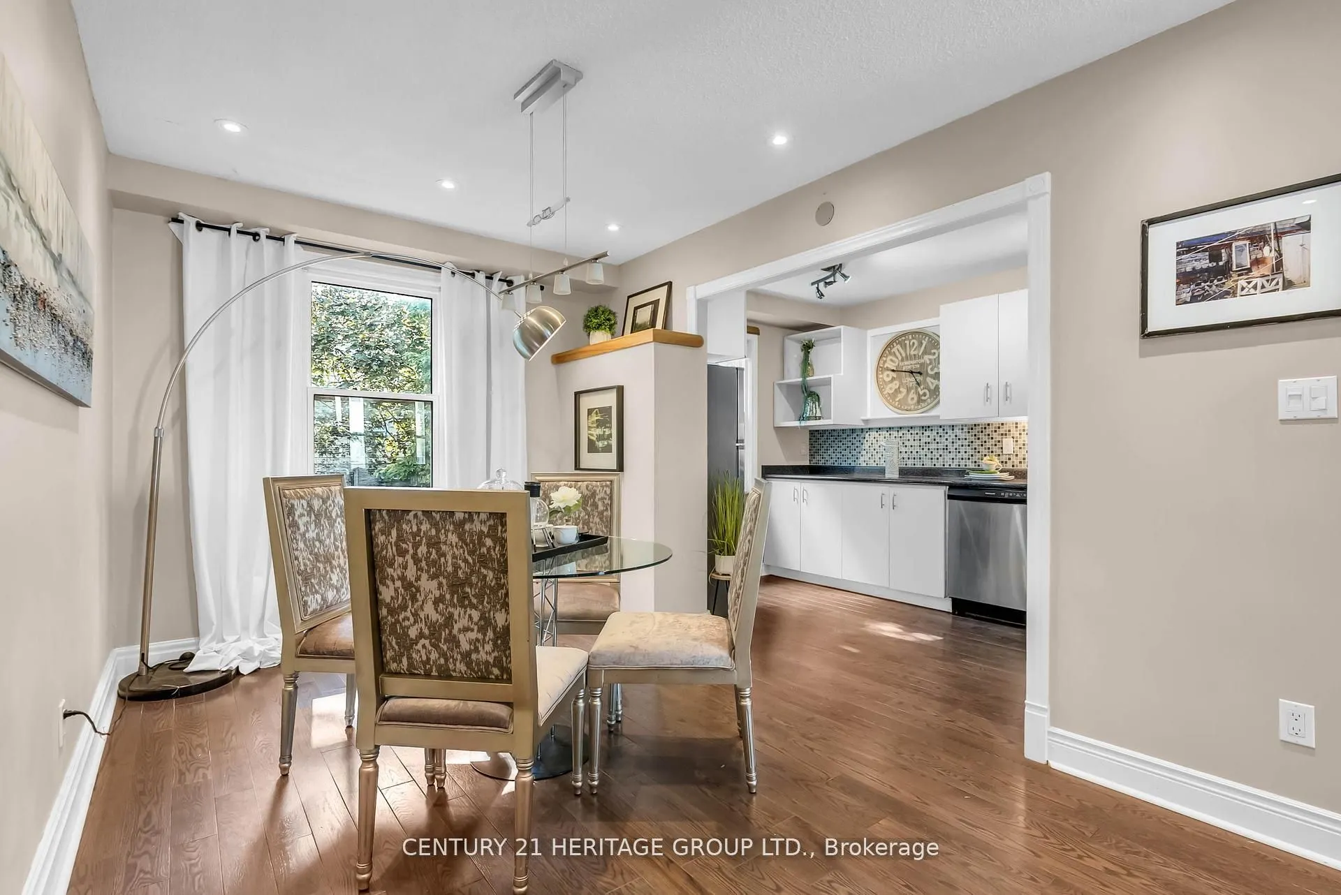 1944 John Street, #135