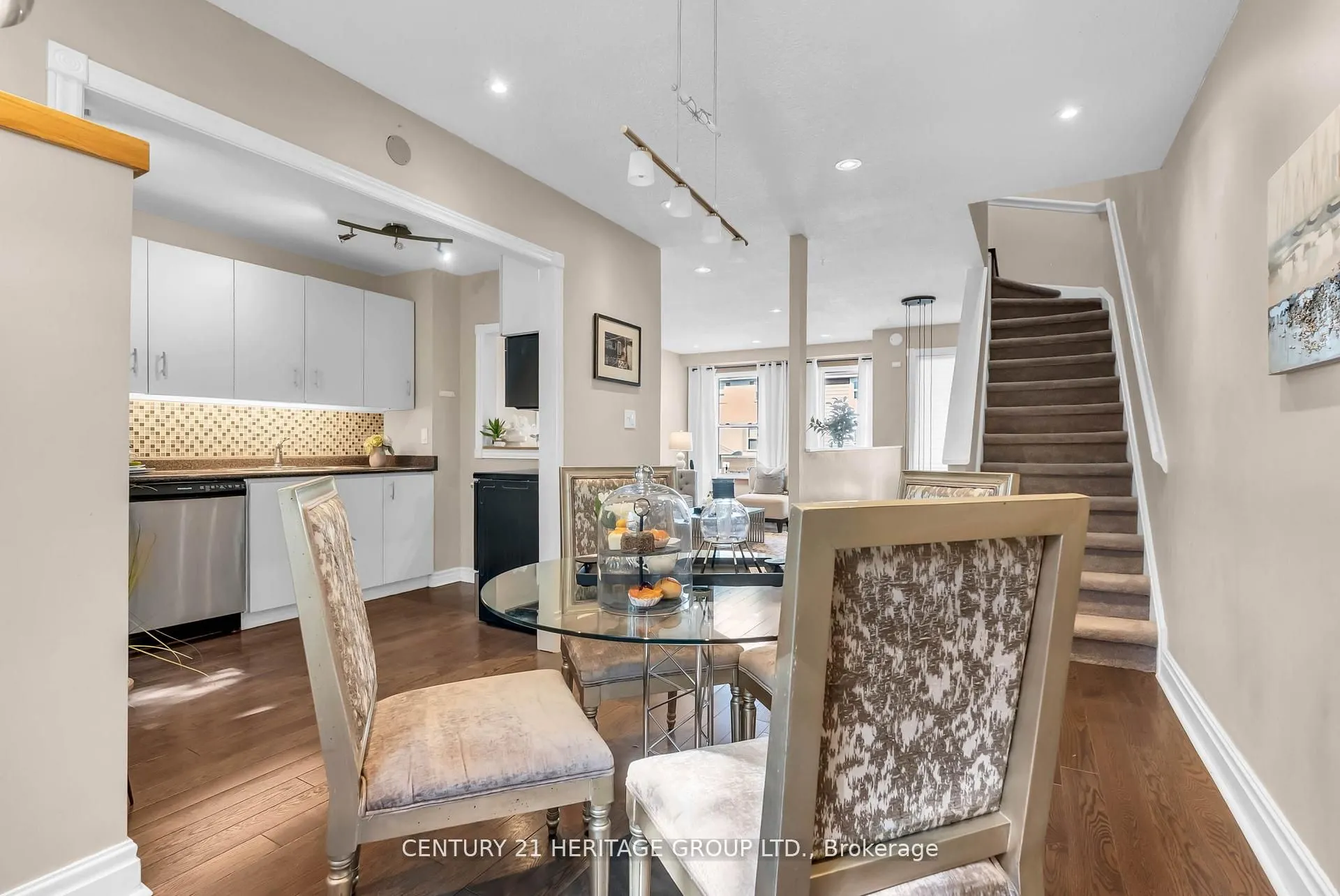 1944 John Street, #135