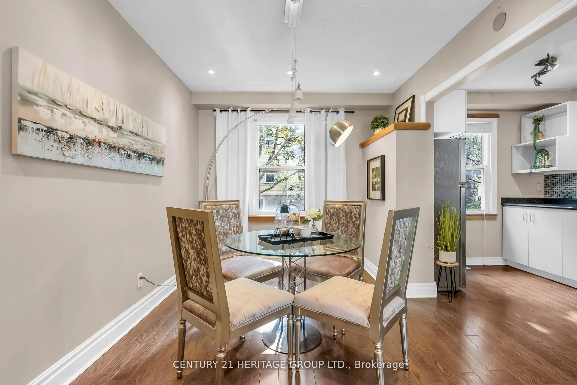 1944 John Street, #135