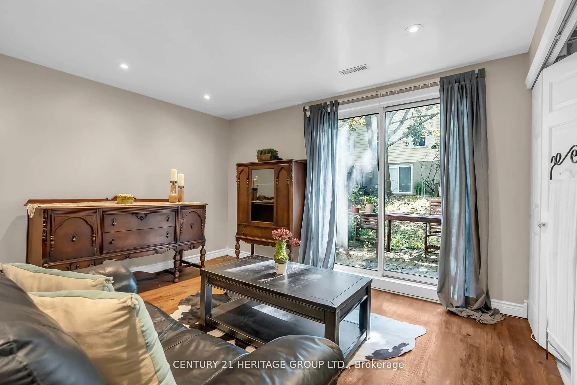 1944 John Street, #135