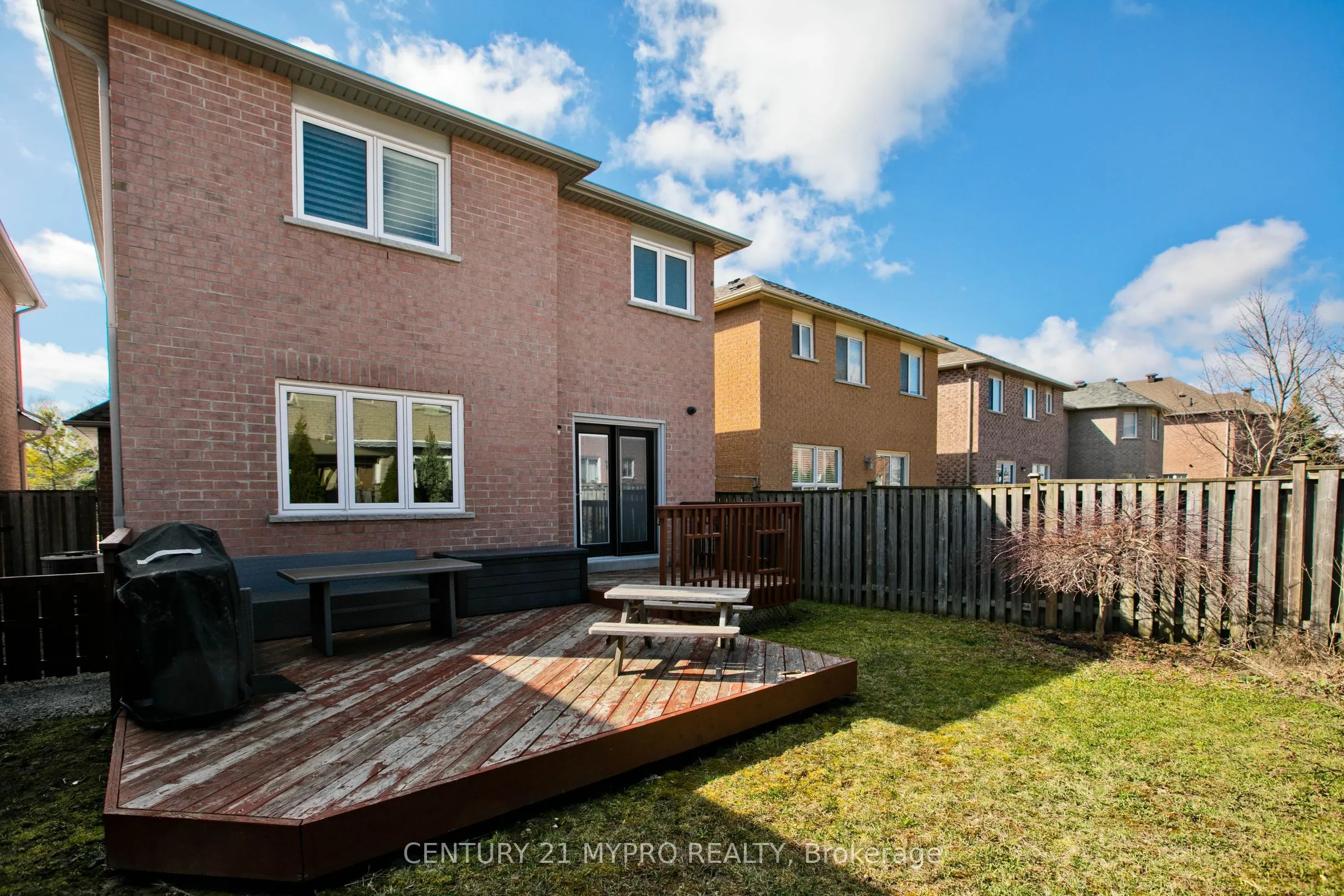 18 River Ridge Boulevard