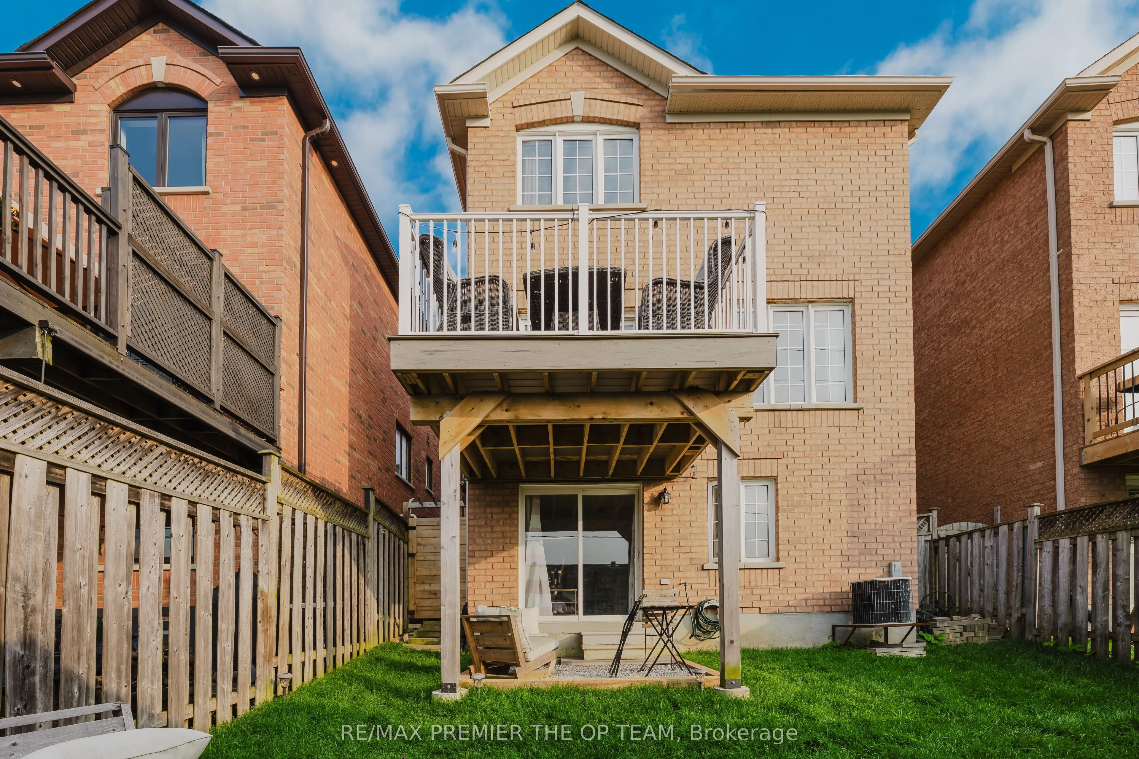 50 Beaverbrook Crescent