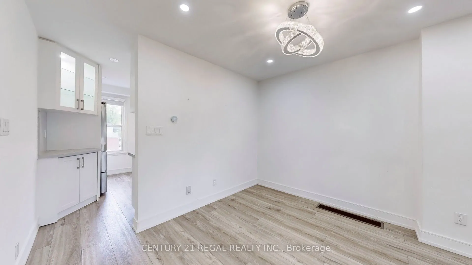 1664 John Street, #6