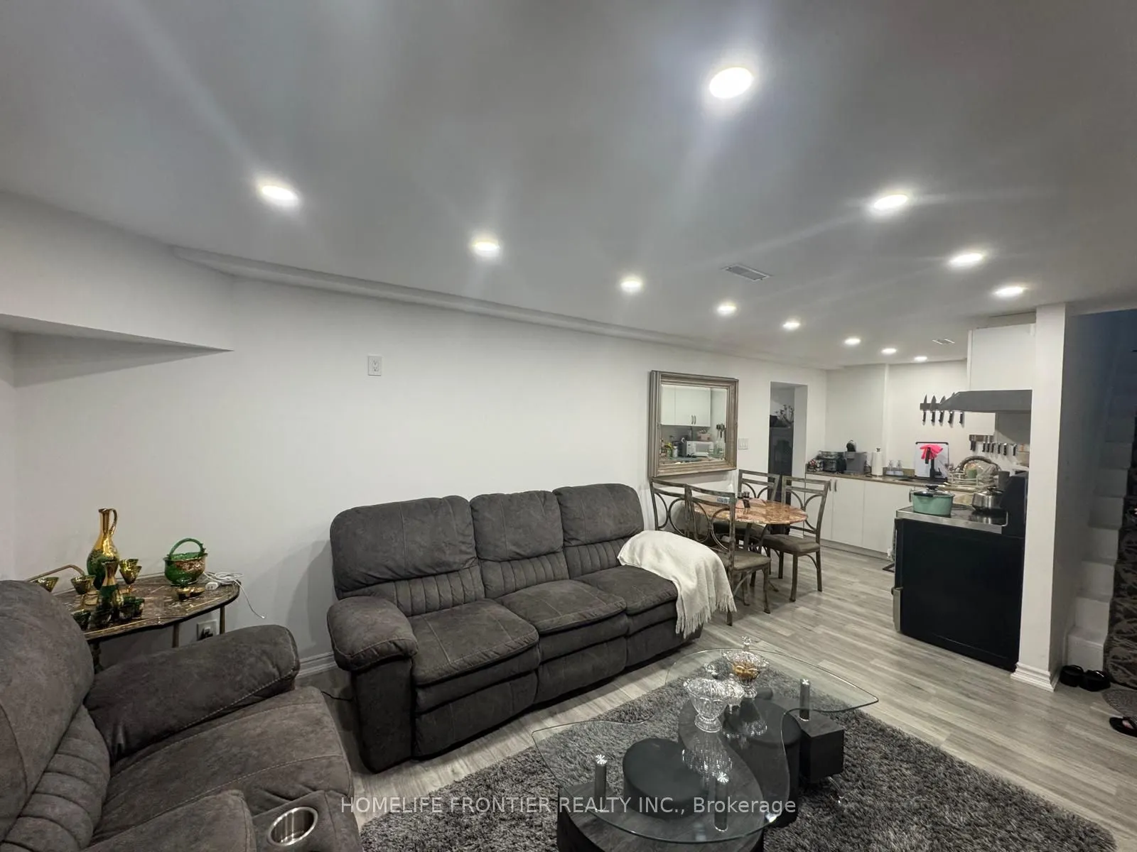 39 Camrose Drive
