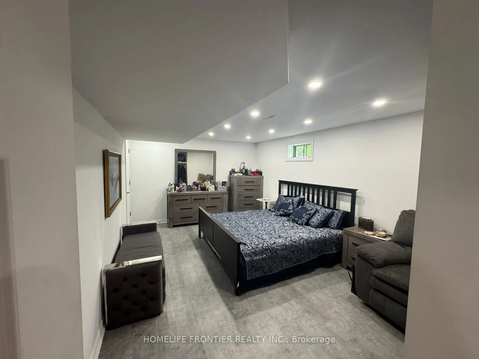 39 Camrose Drive