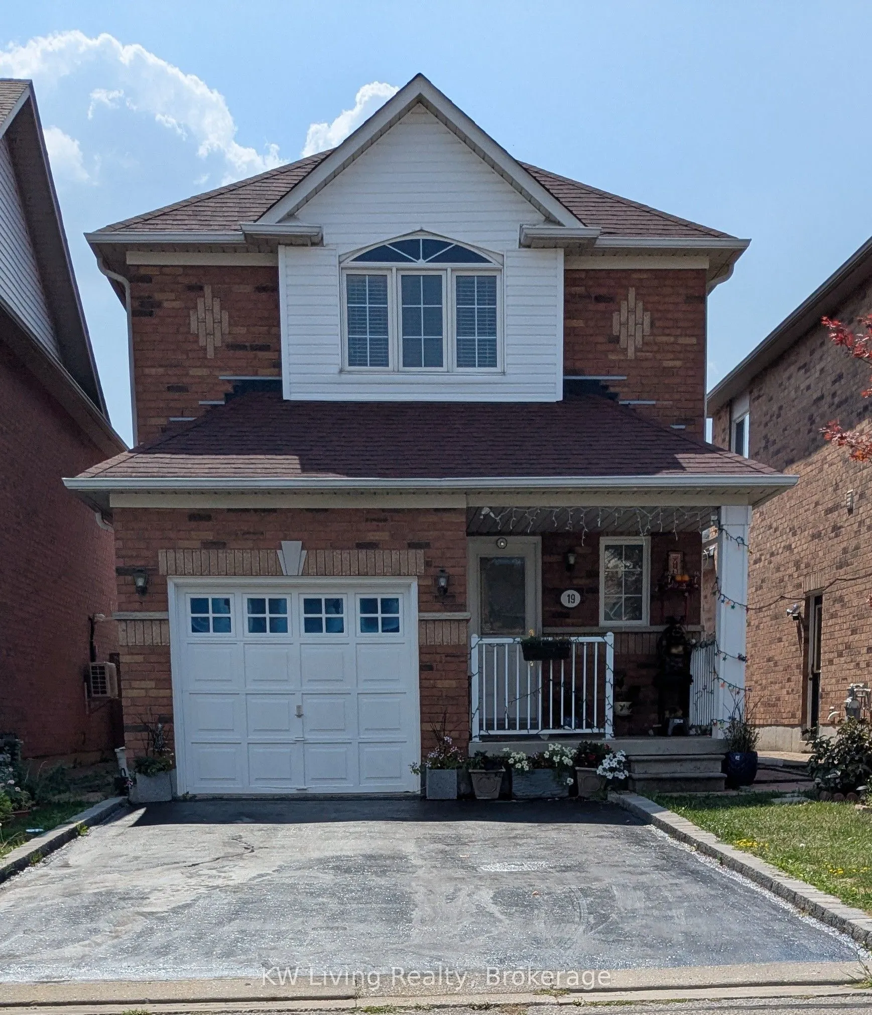 19 MacBride Crescent