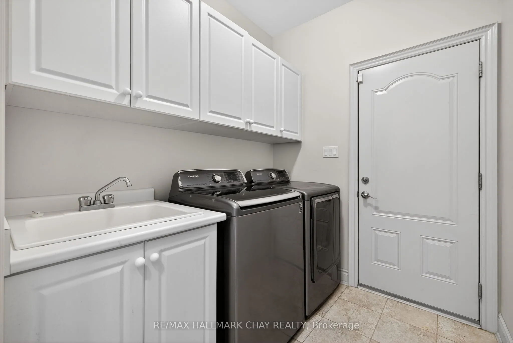 199 Ridge Way, #6