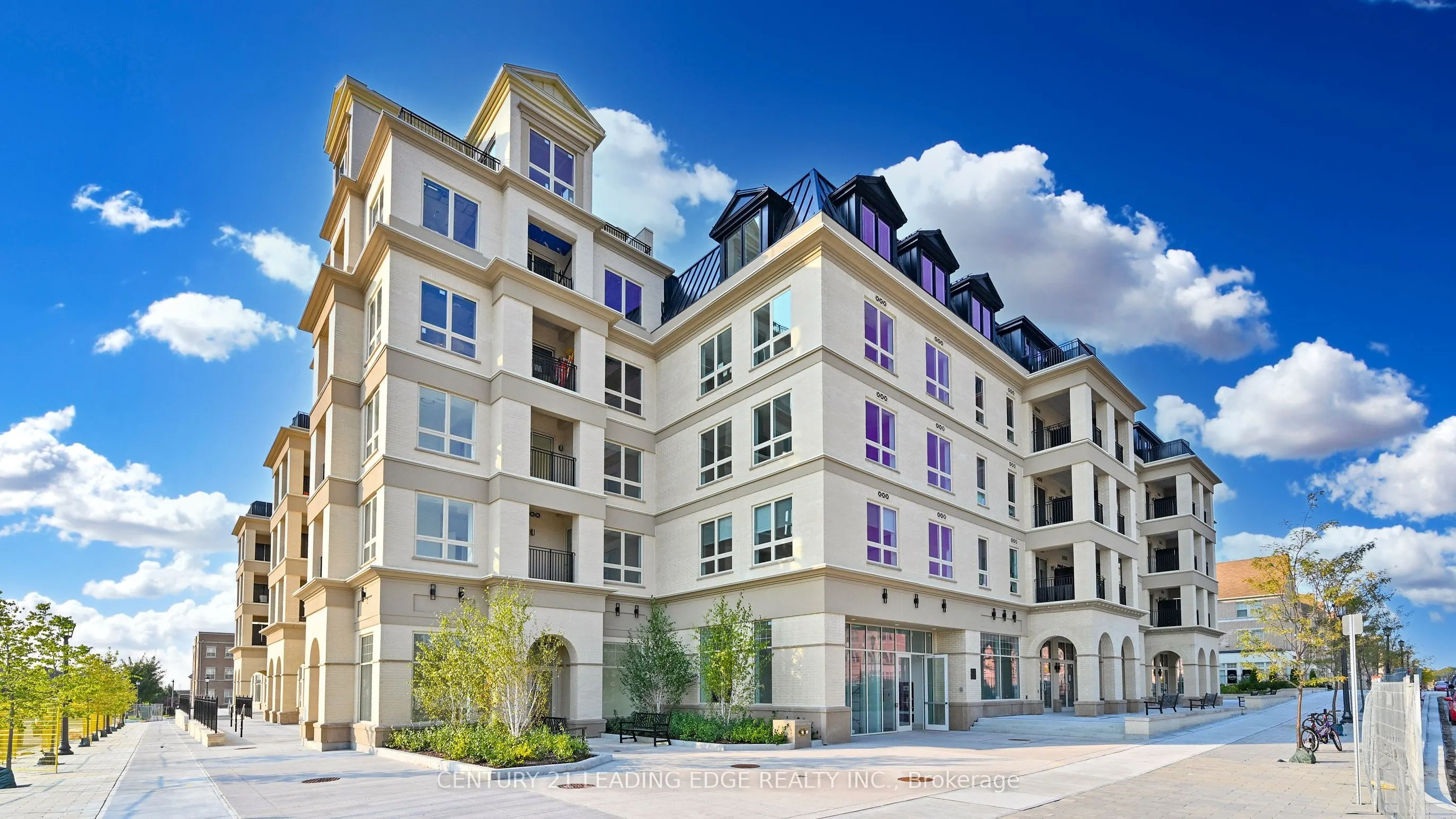 101 Cathedral High Street, #Ph30