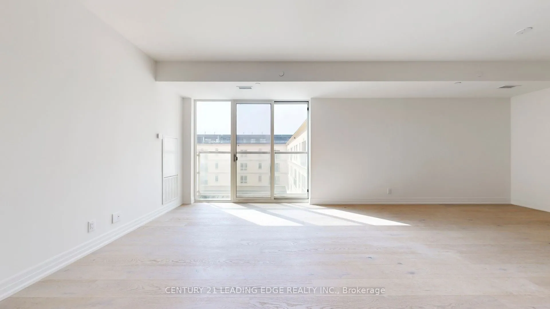 101 Cathedral High Street, #Ph30