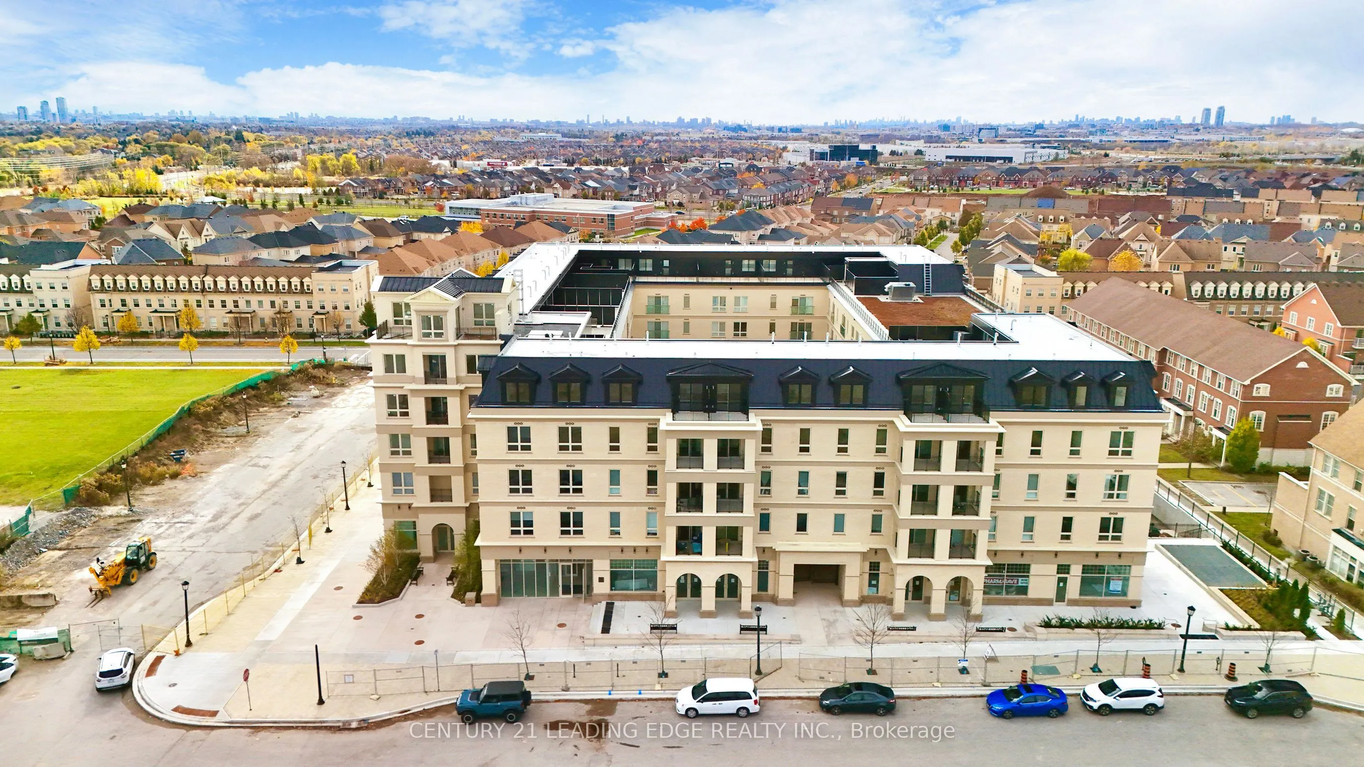 101 Cathedral High Street, #Ph30