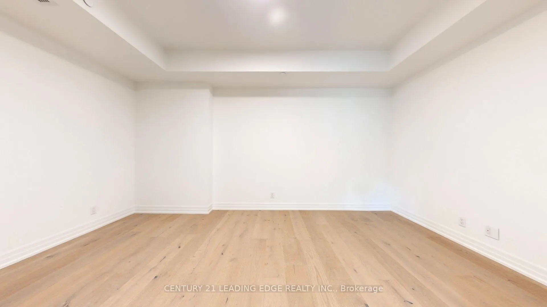 101 Cathedral High Street, #Ph30