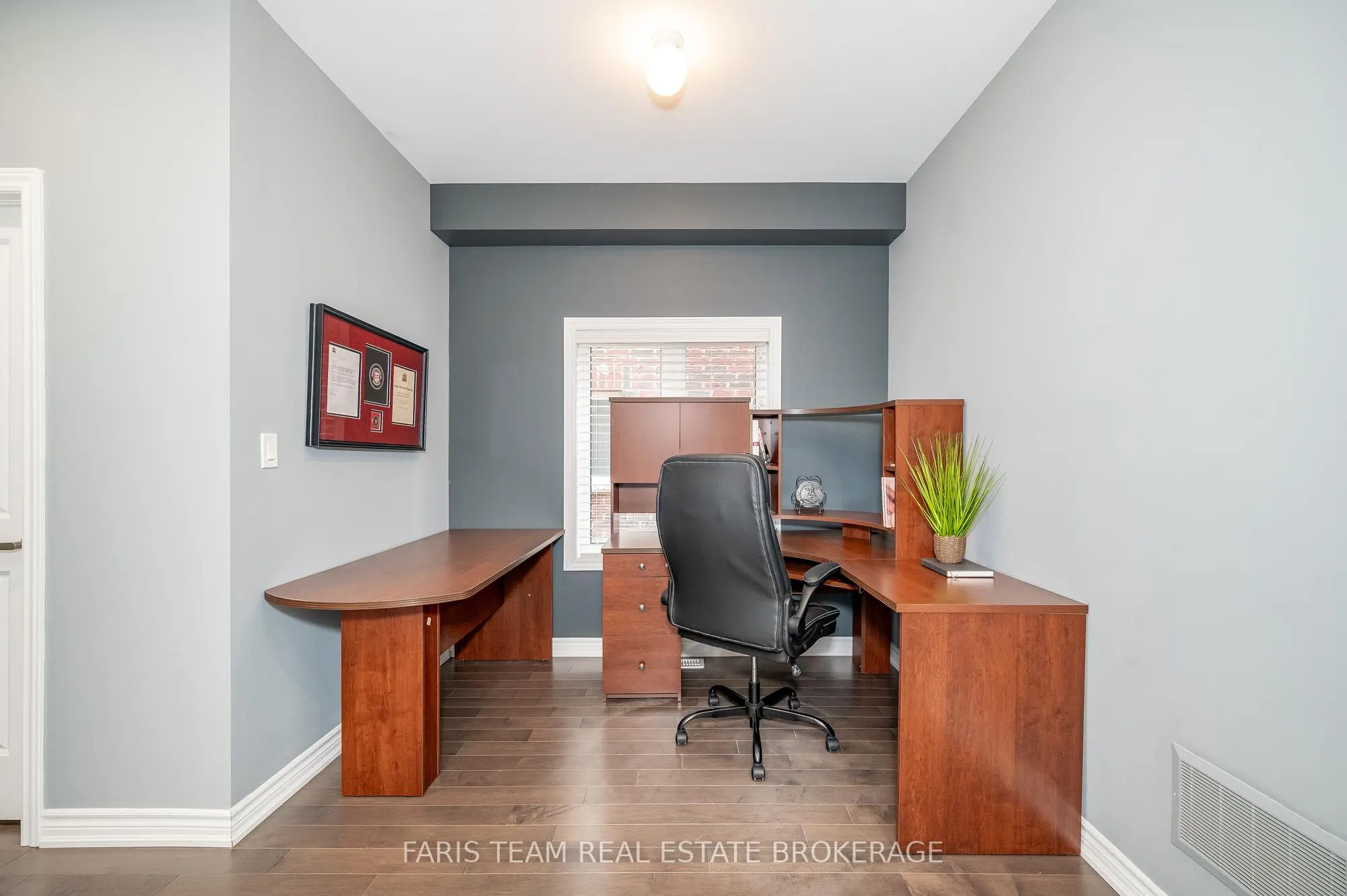 1464 Farrow Crescent