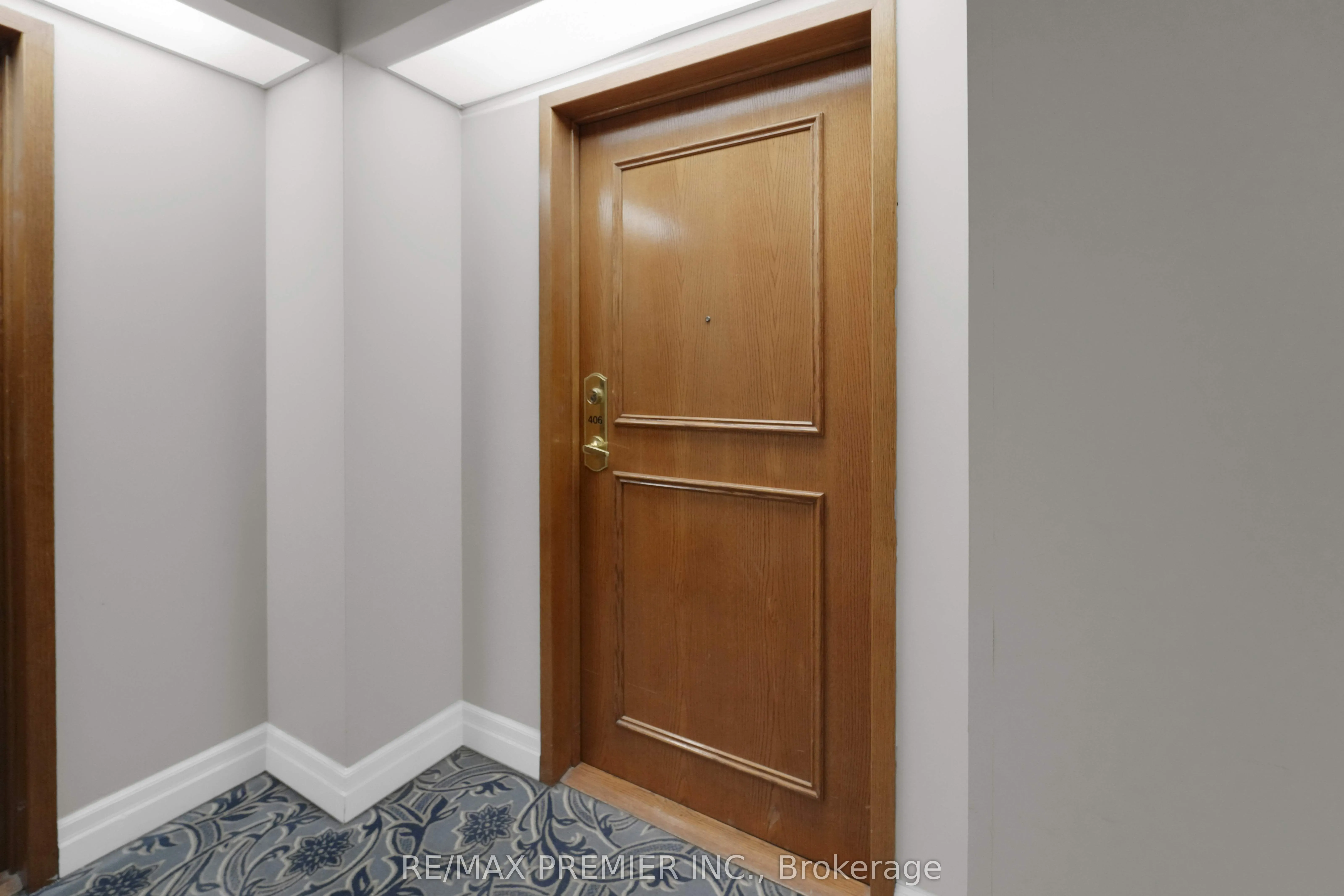 2502 Rutherford Road, #406