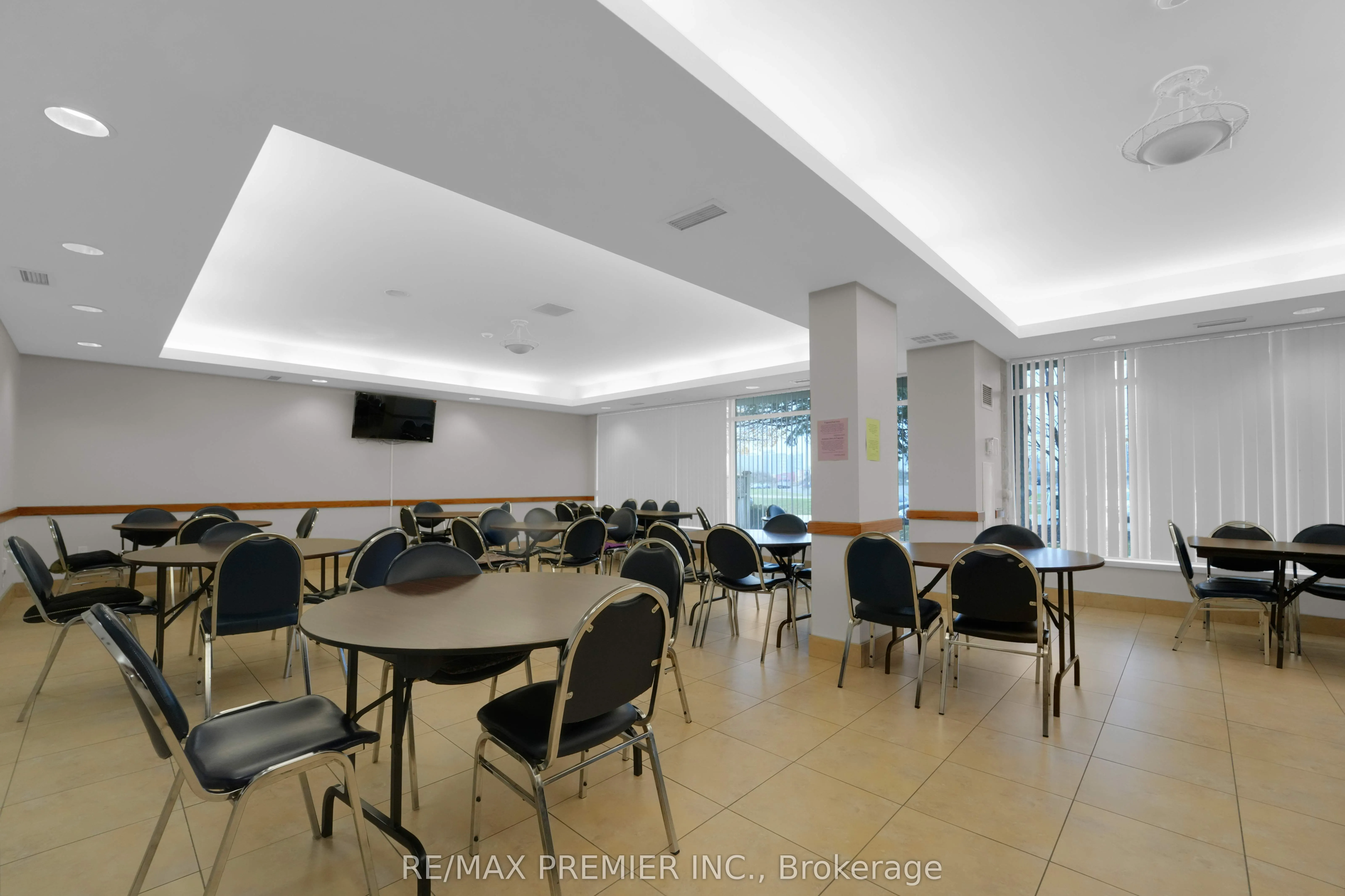 2502 Rutherford Road, #406