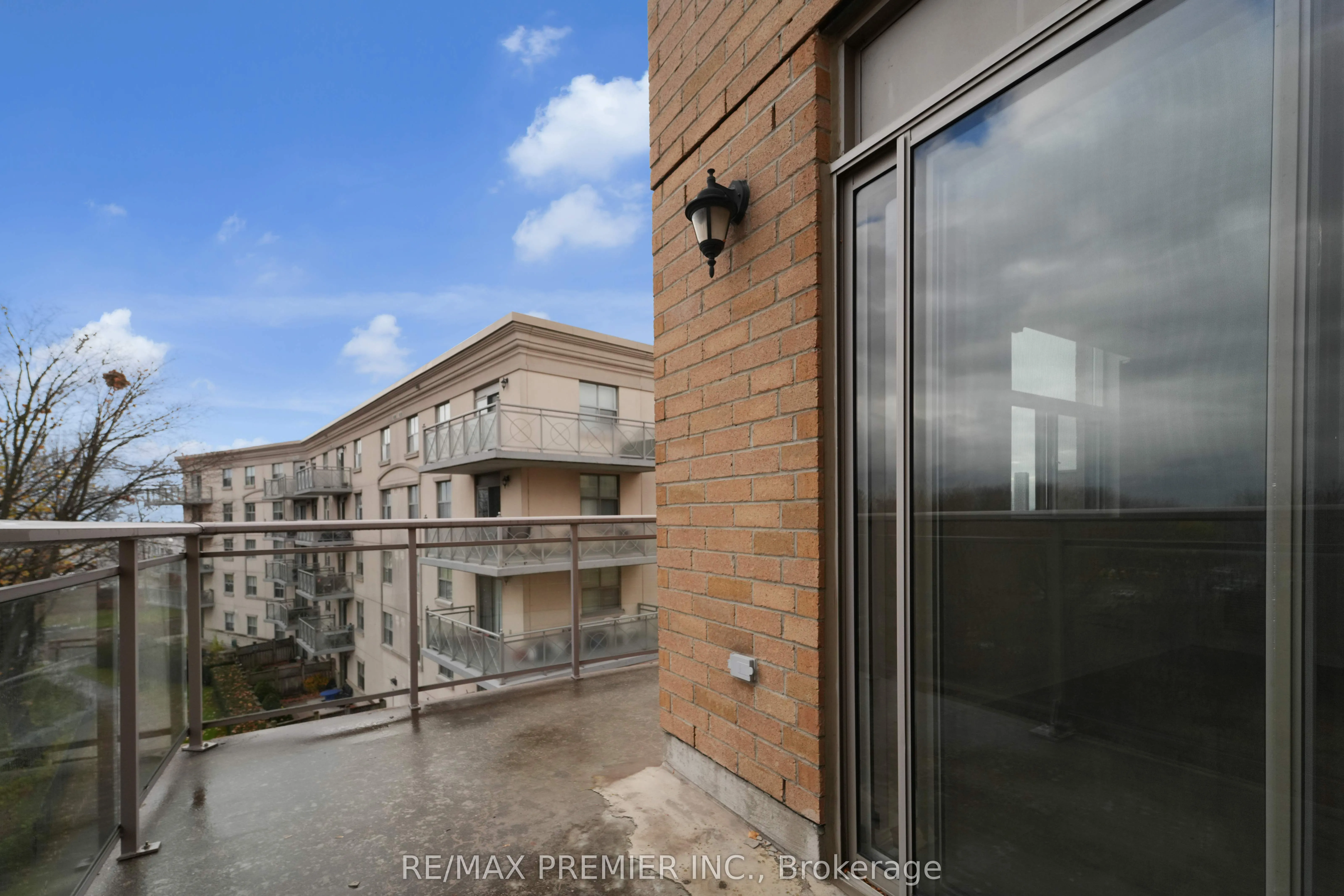 2502 Rutherford Road, #406