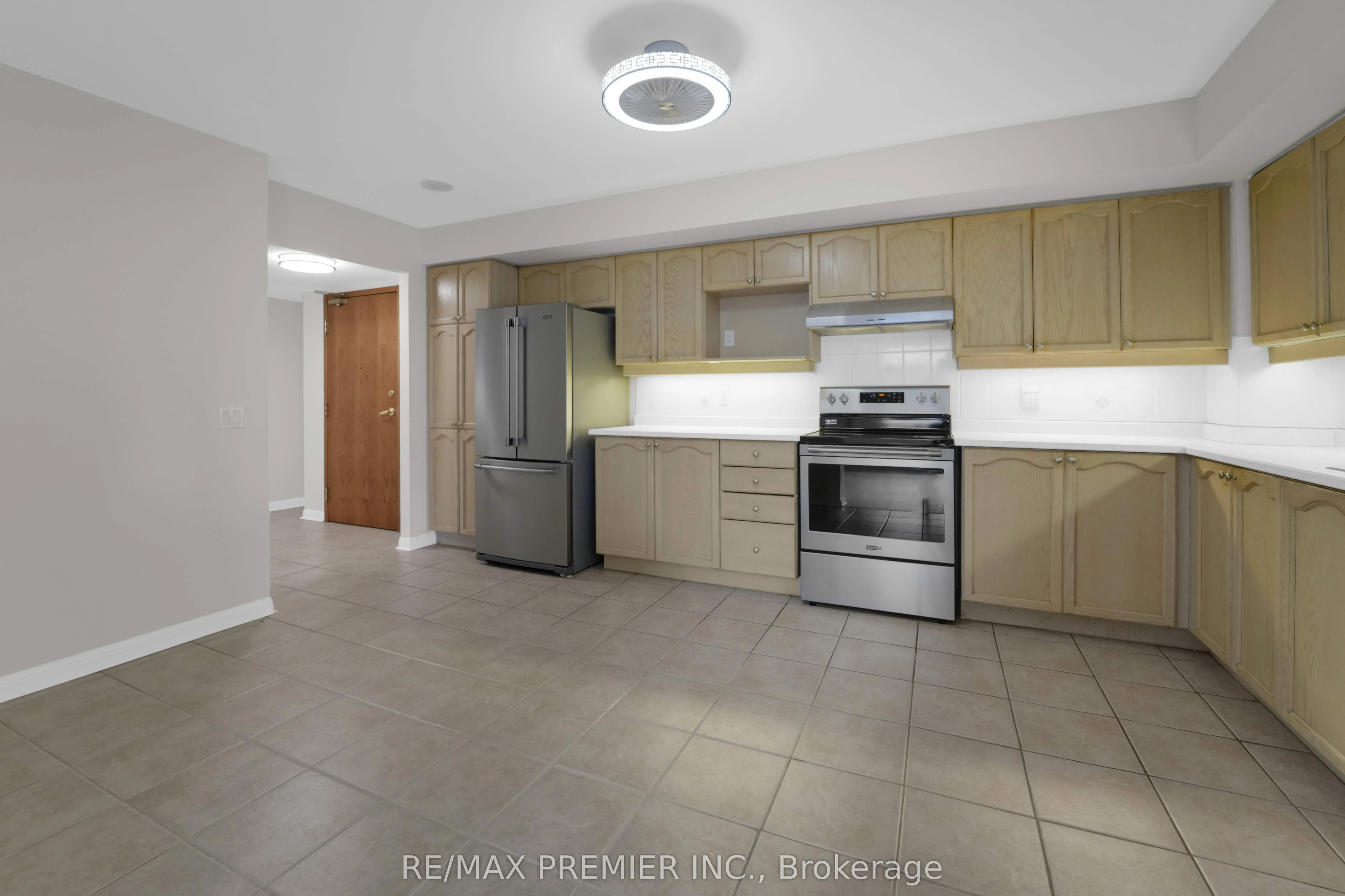 2502 Rutherford Road, #406