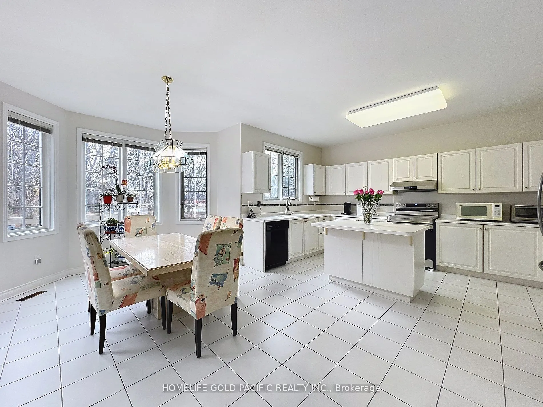 9 Gardiner Crescent
