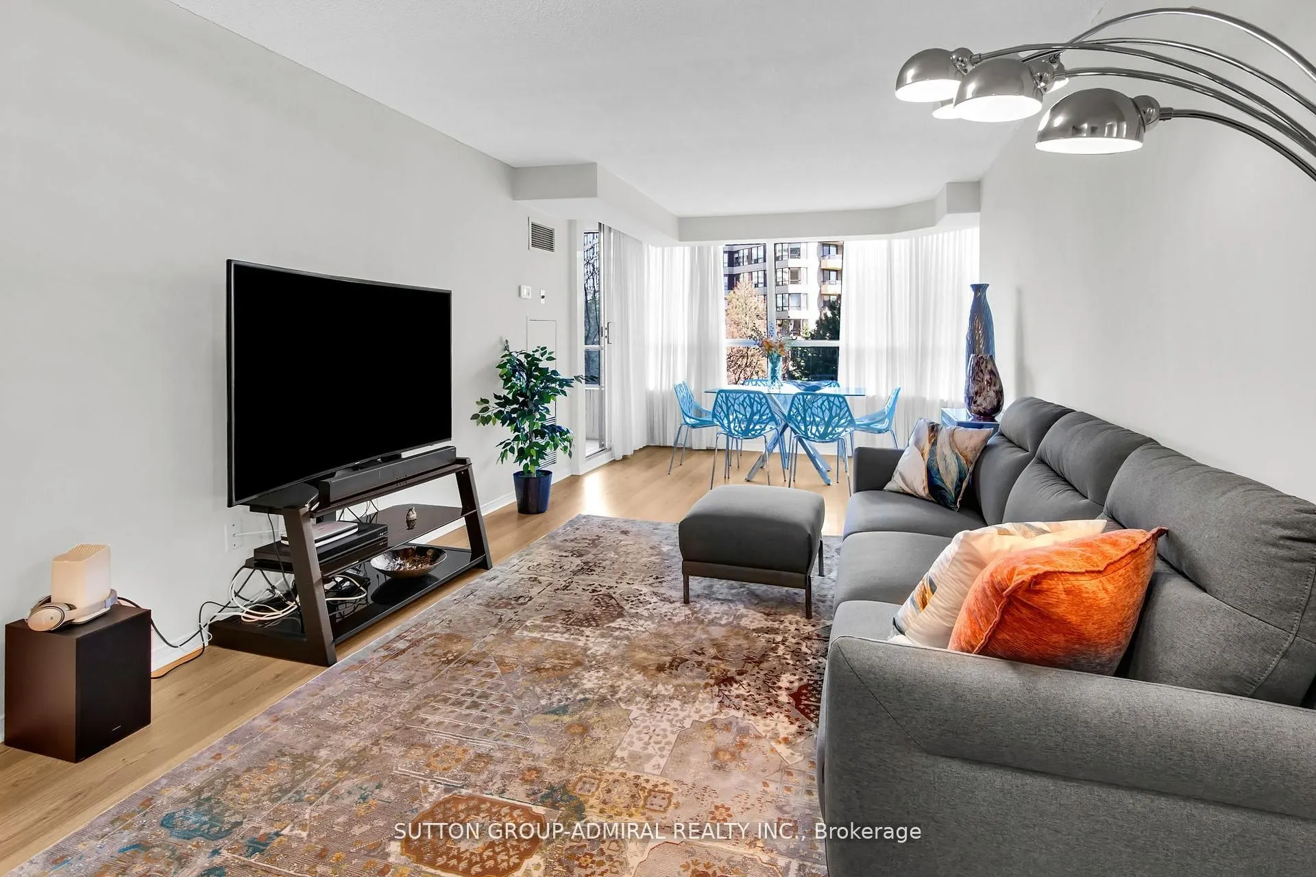 11 Townsgate Drive, #317
