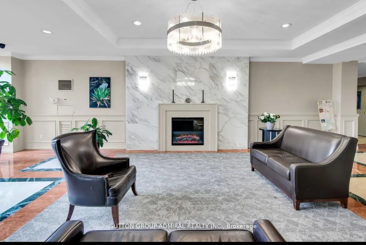 11 Townsgate Drive, #317