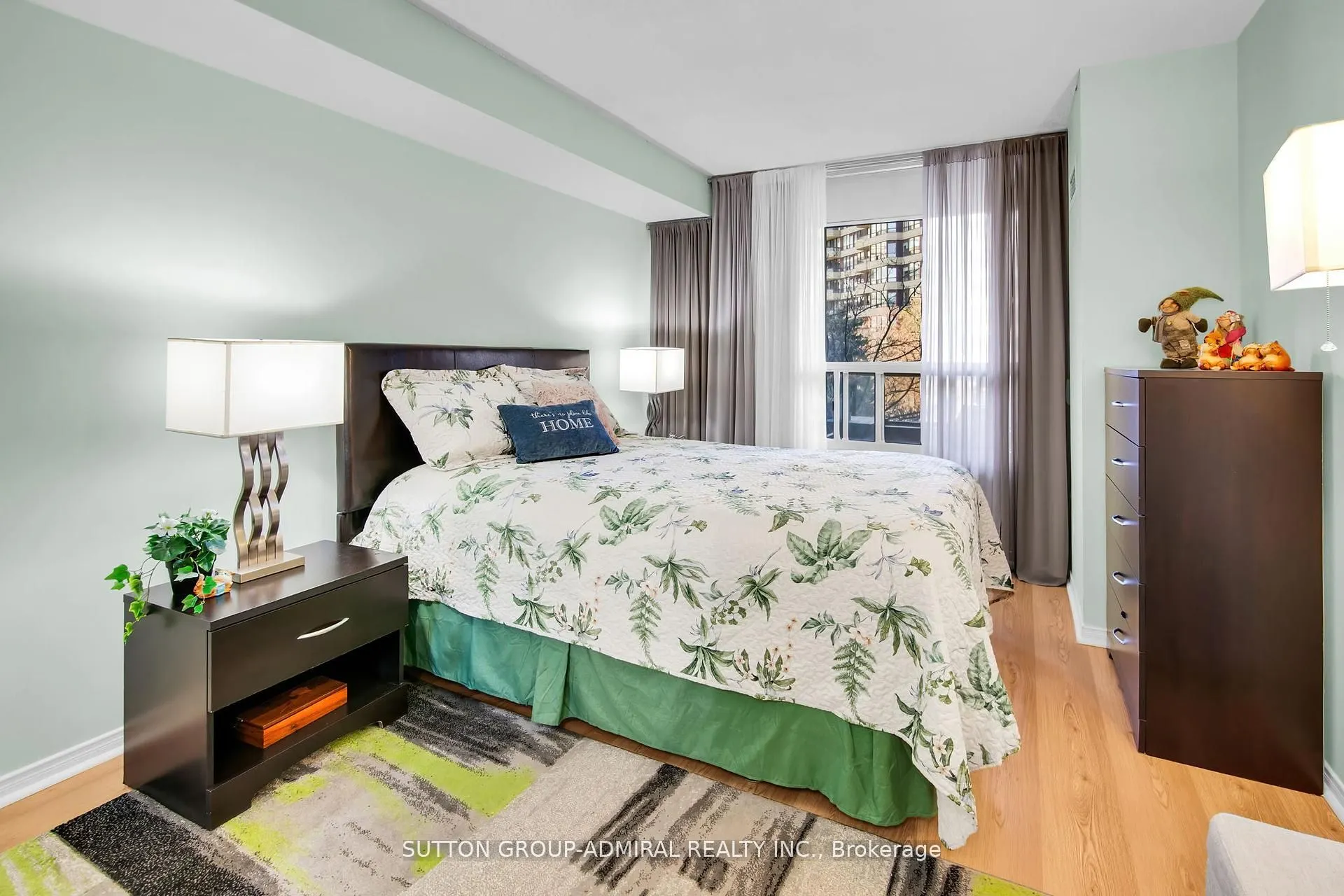 11 Townsgate Drive, #317