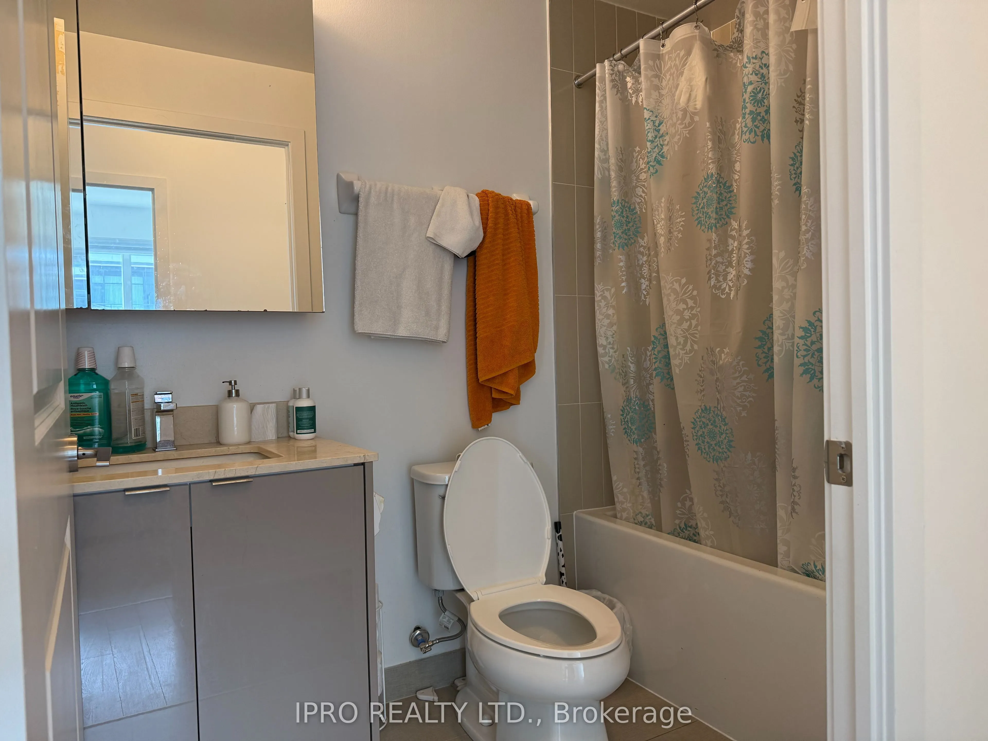 100 Eagle Rock Way, #906
