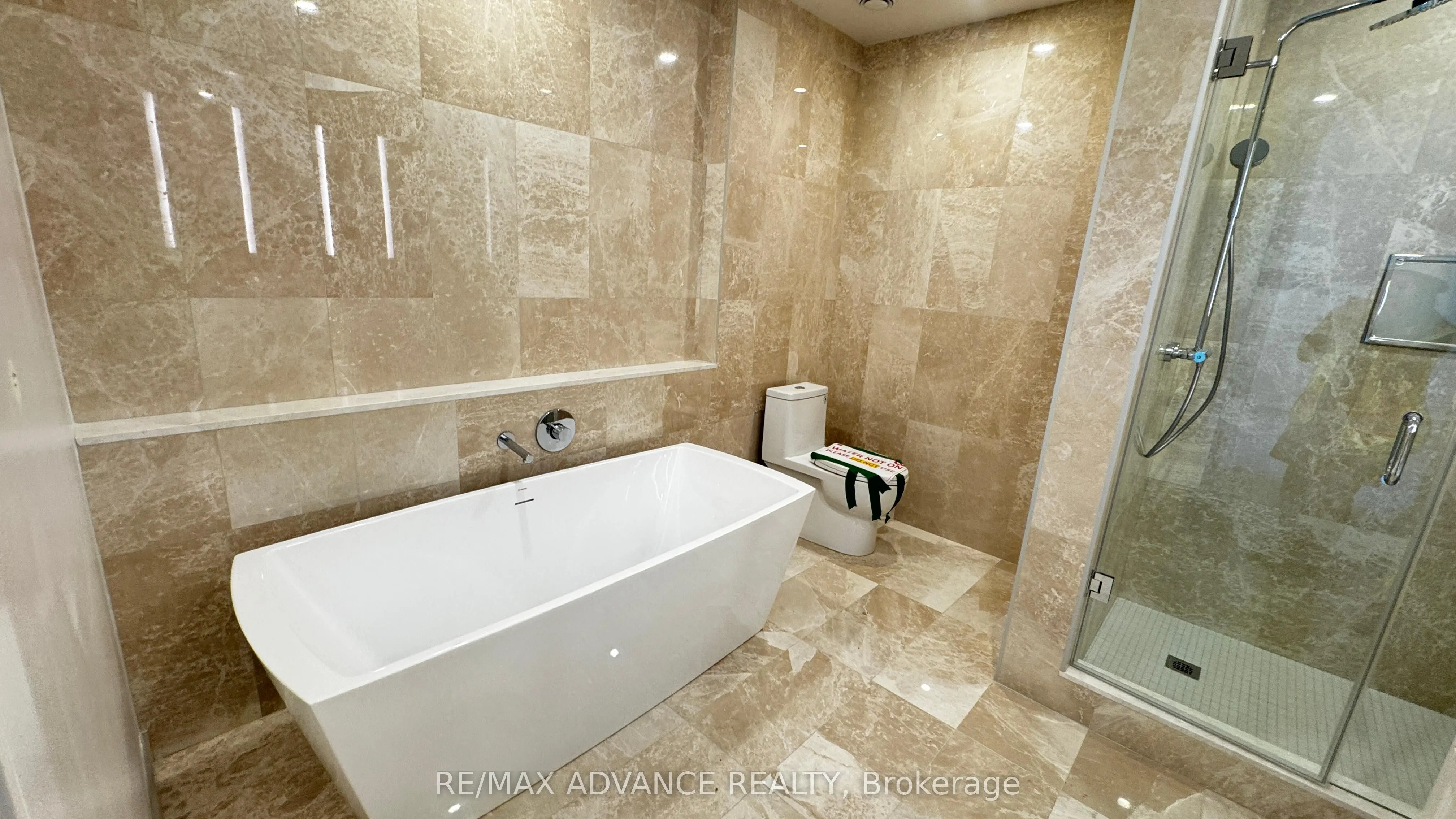 399 Royal Orchard Boulevard, #GL17