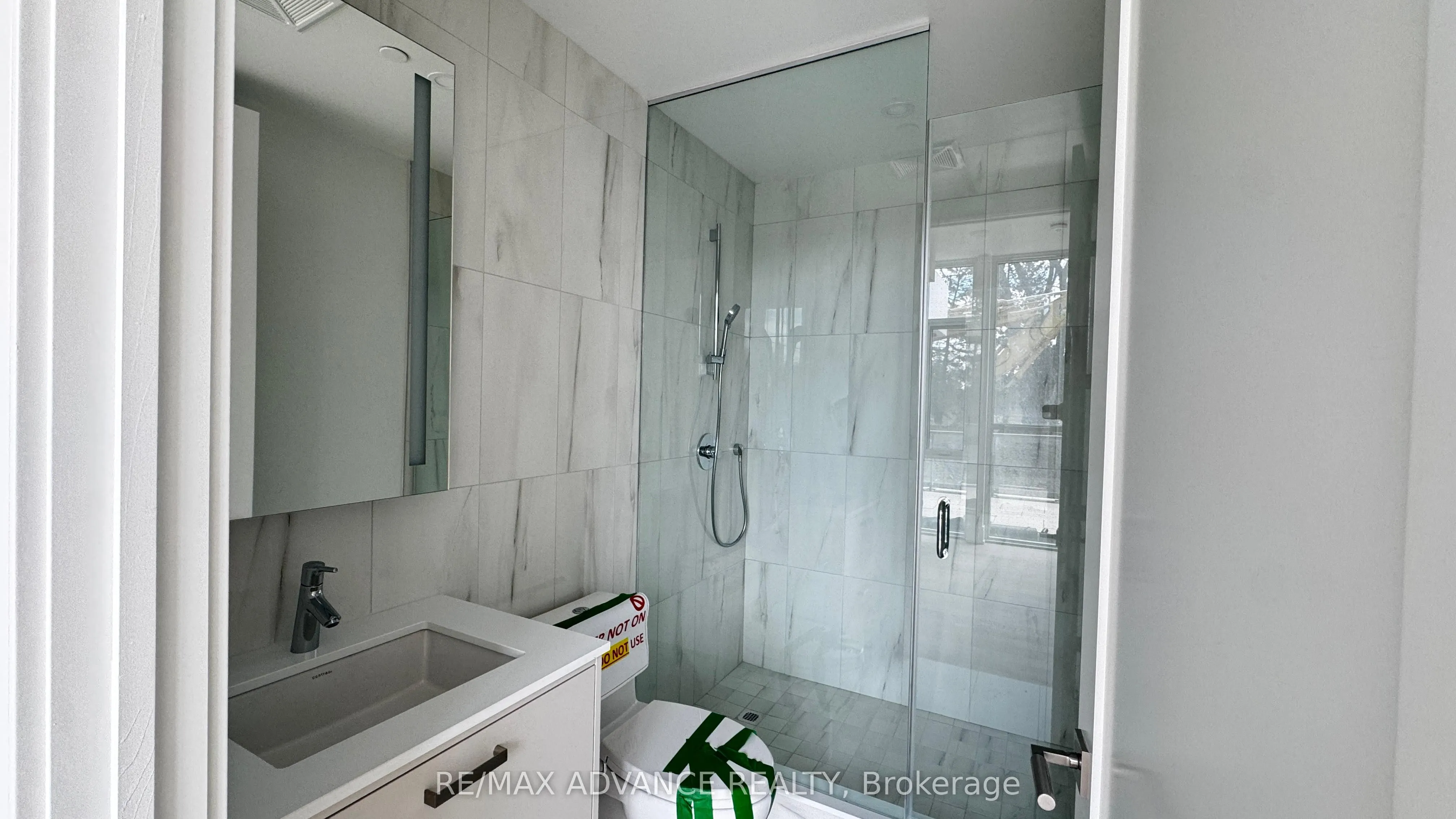 399 Royal Orchard Boulevard, #GL17