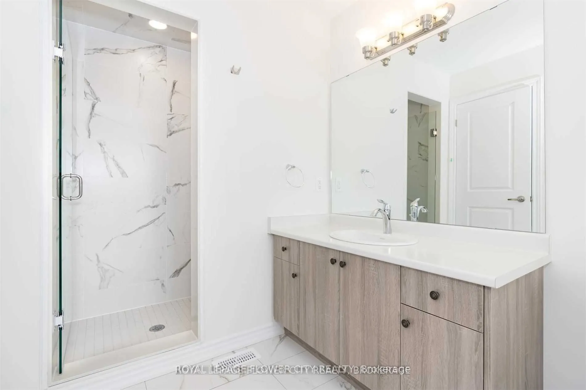 2282 Grainger Loop
