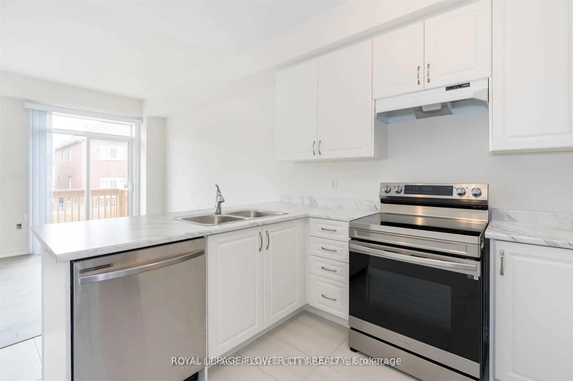 2282 Grainger Loop