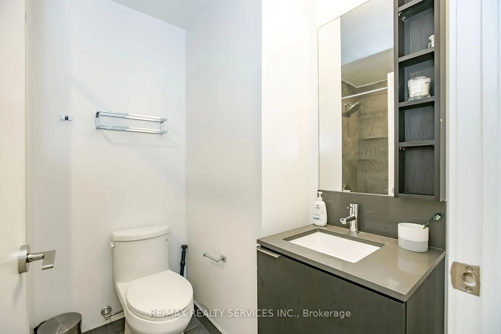 1000 Portage Parkway, #5007