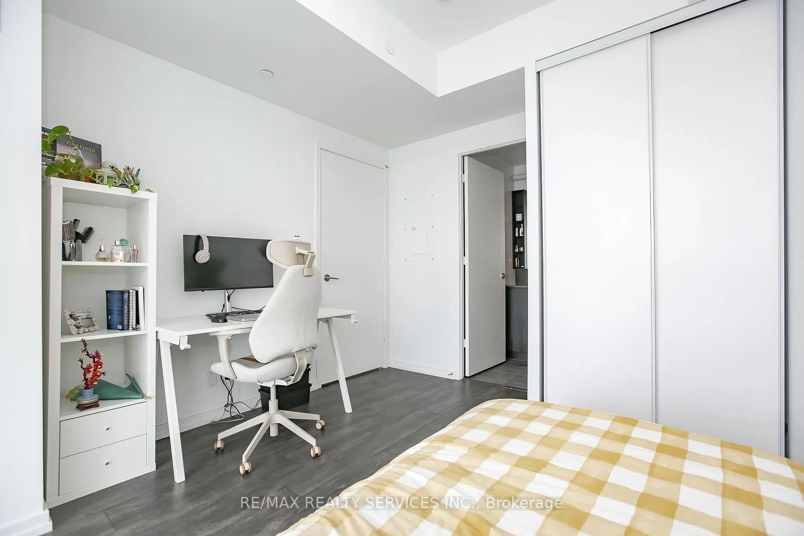 1000 Portage Parkway, #5007