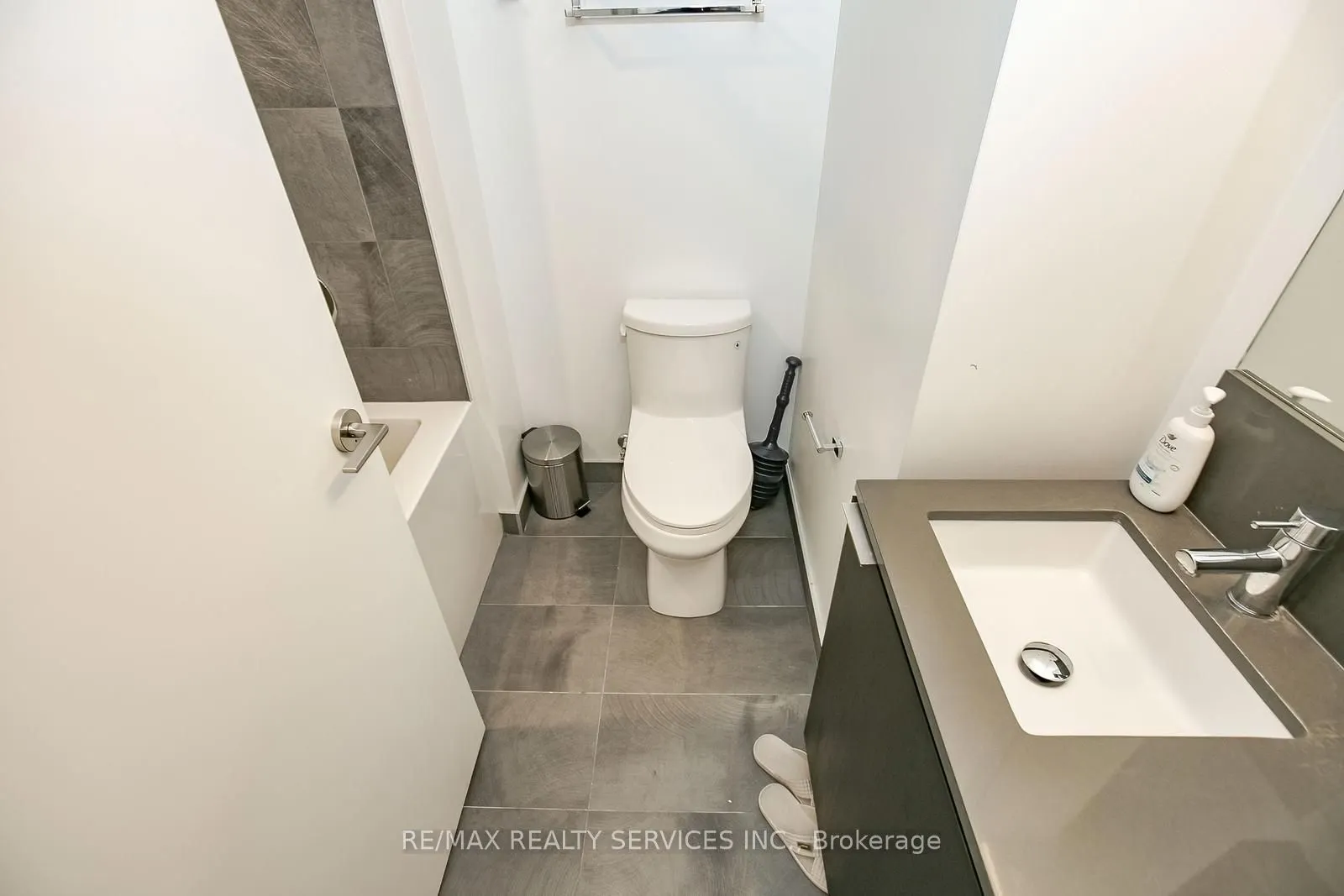 1000 Portage Parkway, #5007
