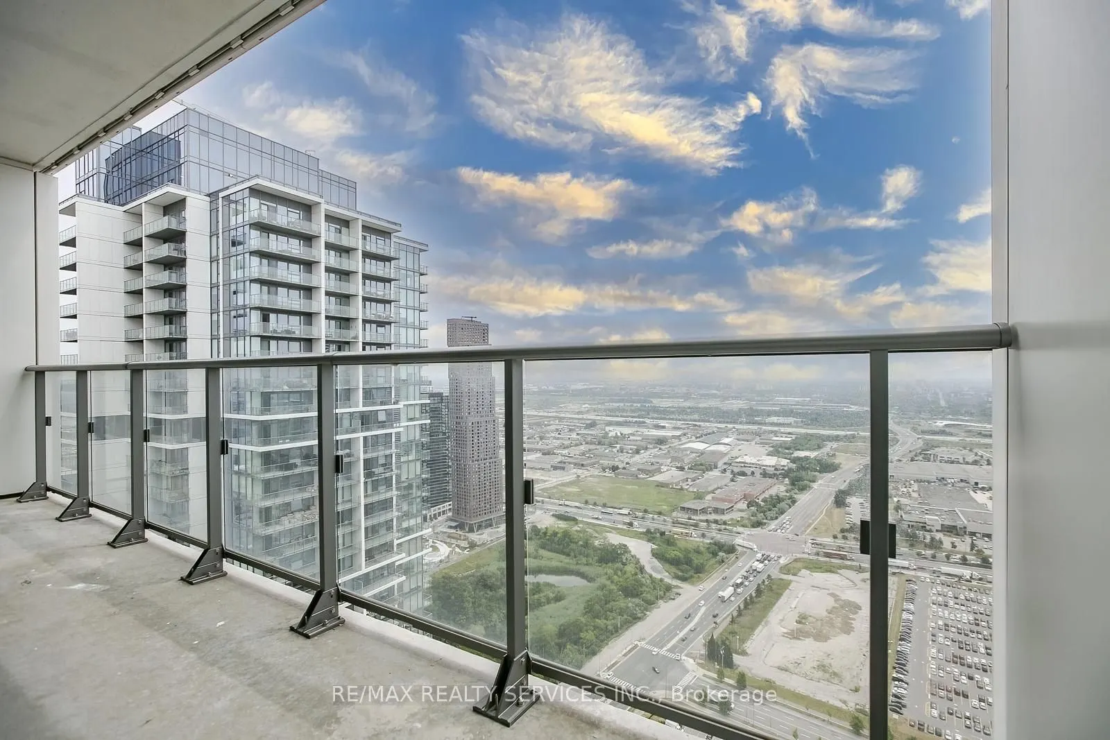 1000 Portage Parkway, #5007
