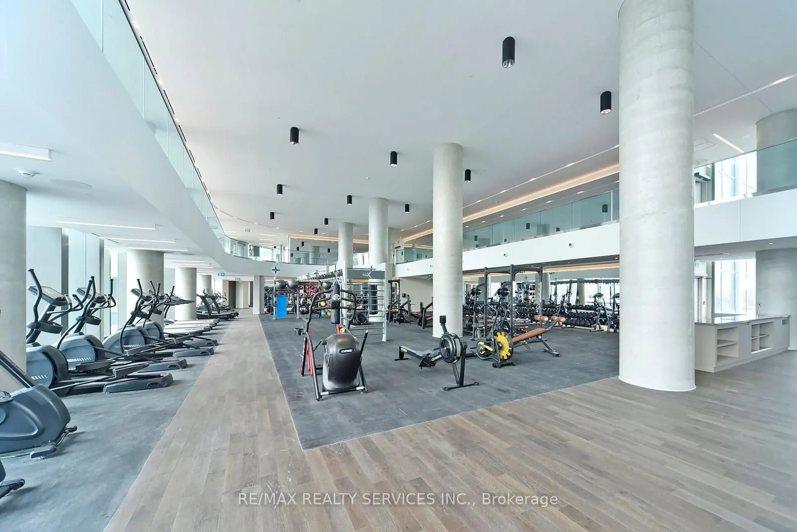 1000 Portage Parkway, #5007