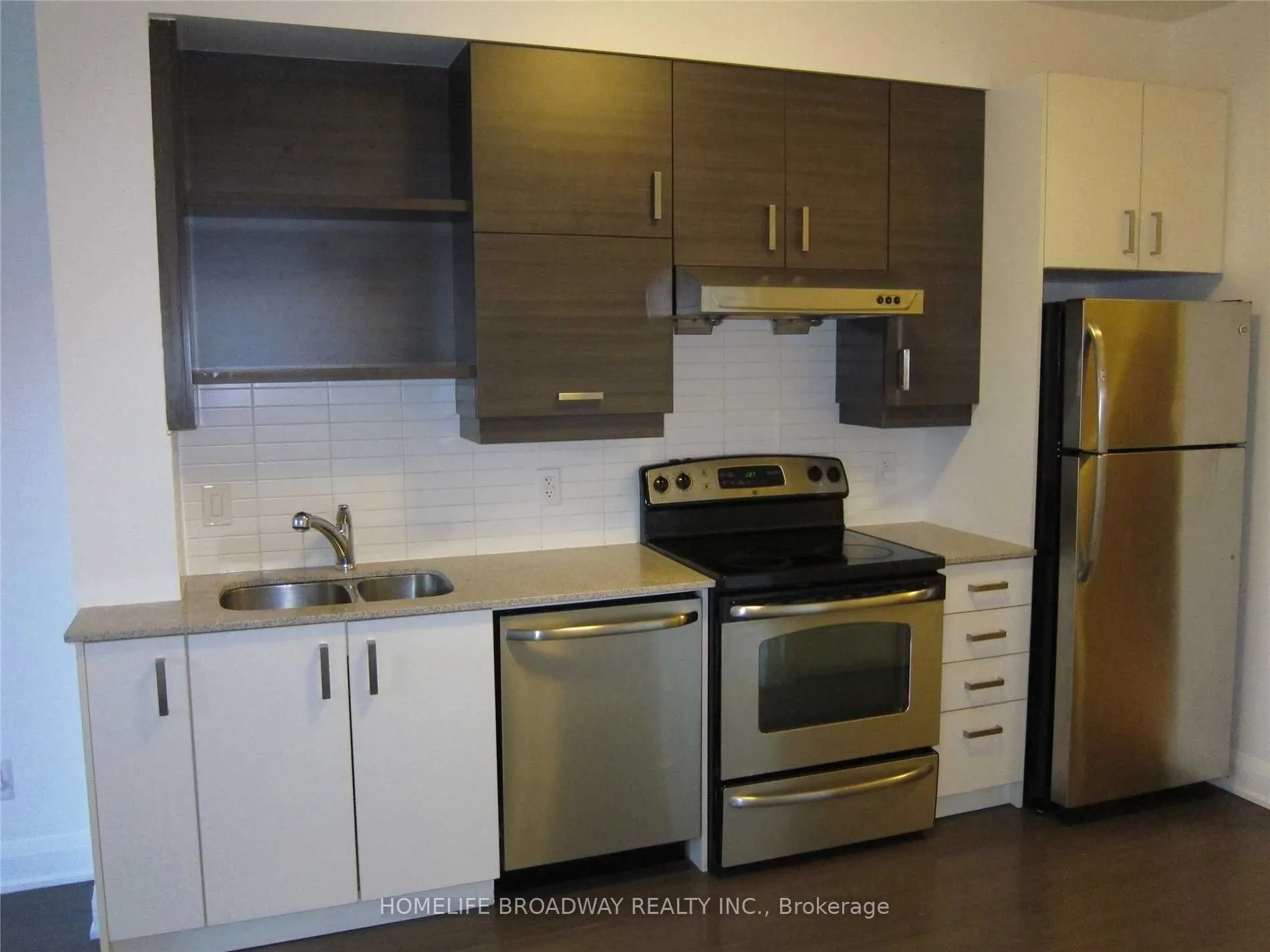 8228 Birchmount Road, #501