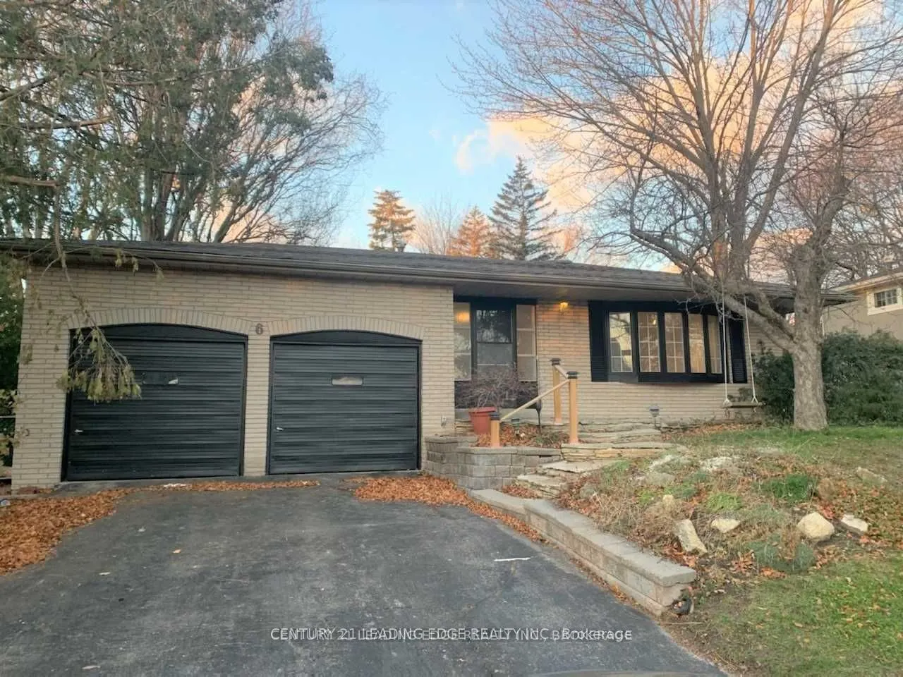 6 Jeremy Drive