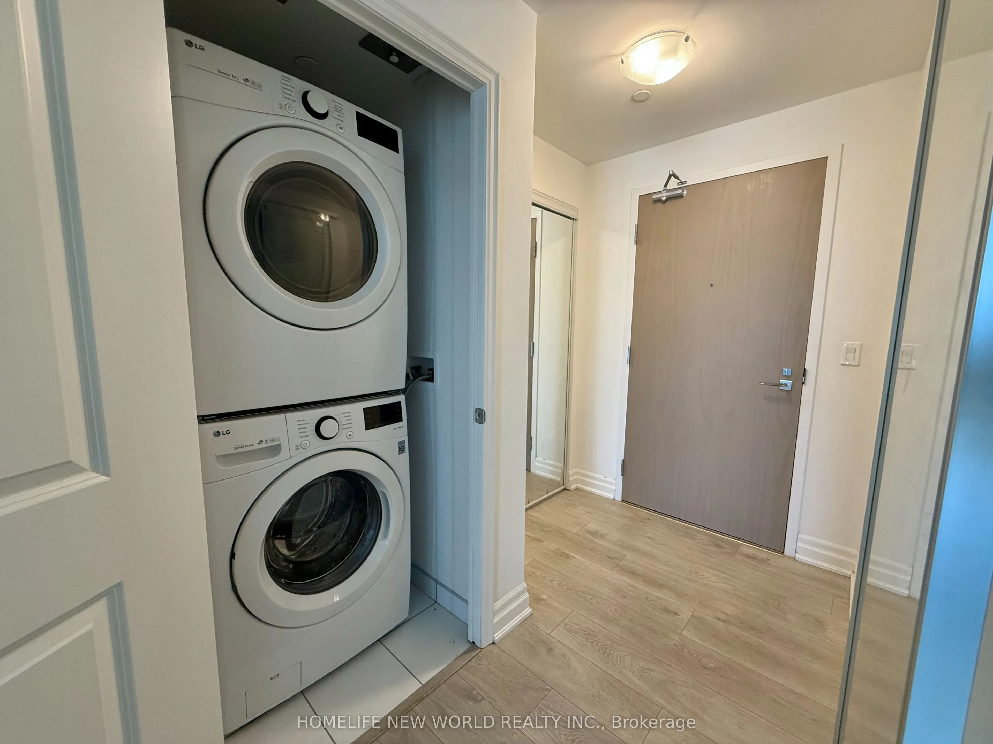 8 Rouge Valley Drive W, #803B